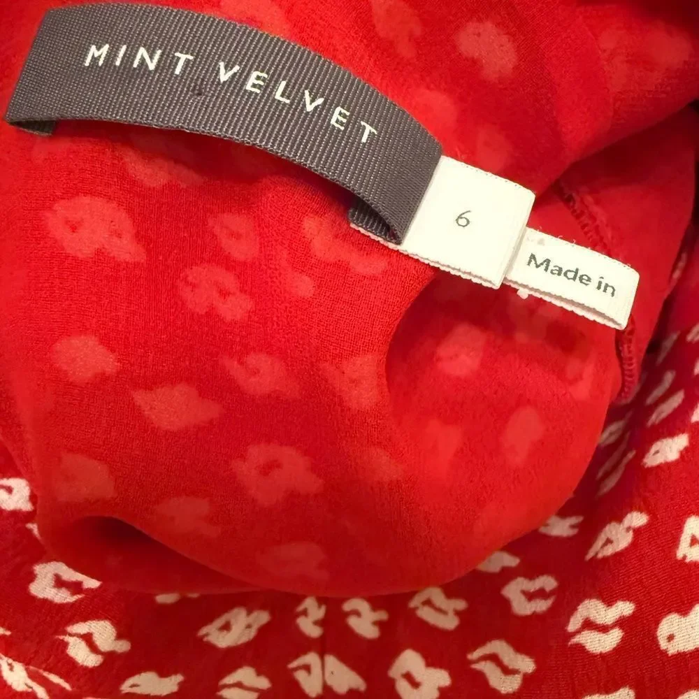 Mint Velvet Lip Print Midi Dress AB19